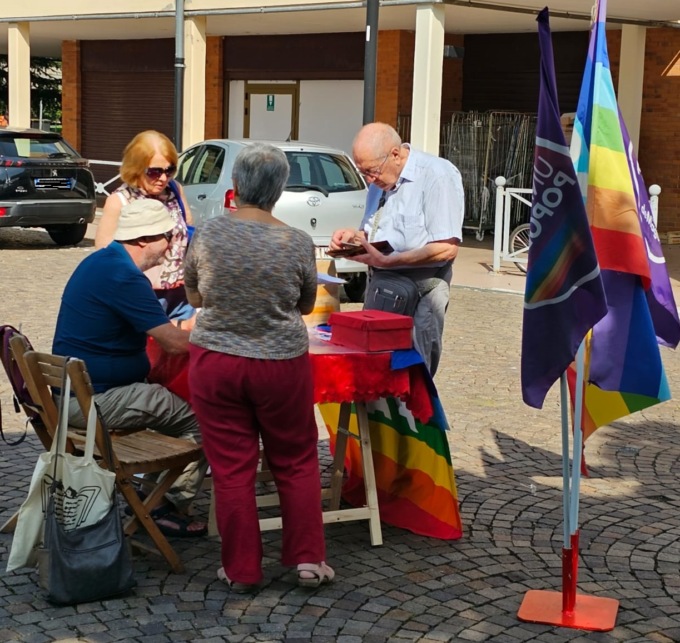 Salario minimo, nuovi banchetti per le firme in Canavese