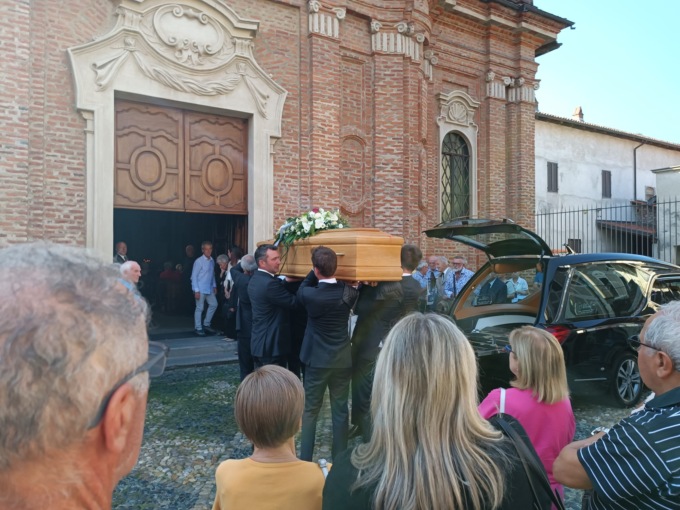 I funerali di Domenico Caresio, il poeta (dialettale) delle vette