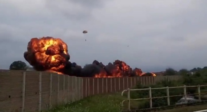 Freccia Tricolore si schianta al suolo, muore bambina di 5 anni