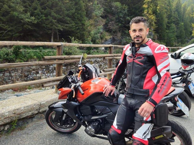 Scontro auto-moto sulla Pedemontana, morto un centauro di 31 anni
