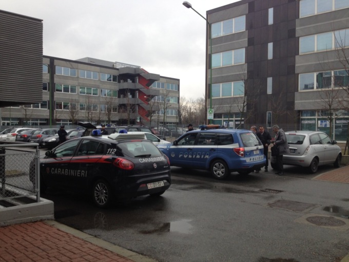 Tenta di entrare in tribunale a Ivrea armato di coltello, 83enne denunciato