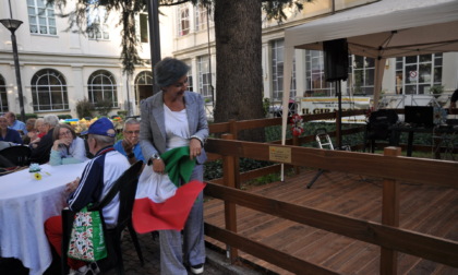 All'Rsa «Girasole» di Ciriè inaugurata la pedana per gli anziani in giardino