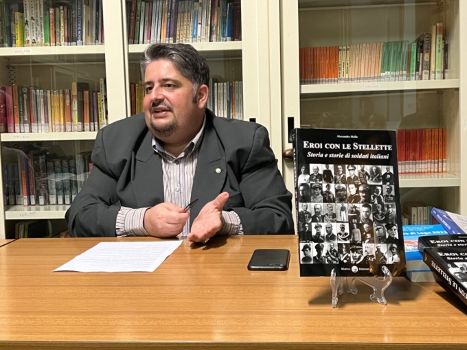 «Gli eroi con le stellette» conquistano il pubblico di Robassomero