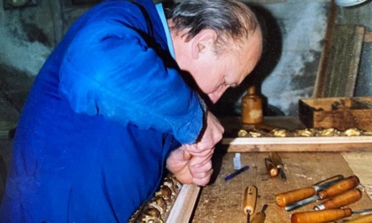 Addio ad Attilio Ru, intagliatore del legno per quasi 60 anni
