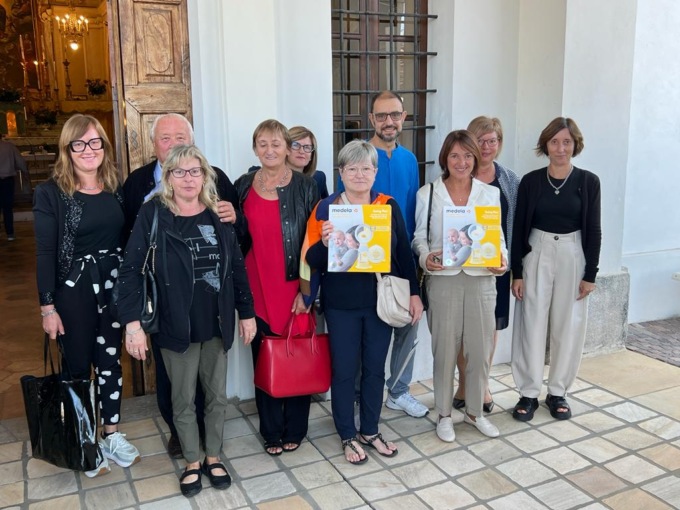 Il Comitato Borgata Madonna ha donato due tiralatte al reparto di nefrologia dell’ospedale Regina Margherita