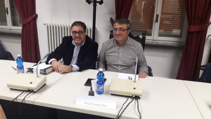 Il consigliere deceduto presenzia alle sedute e vota pure, clamorosa svista in Unione Montana