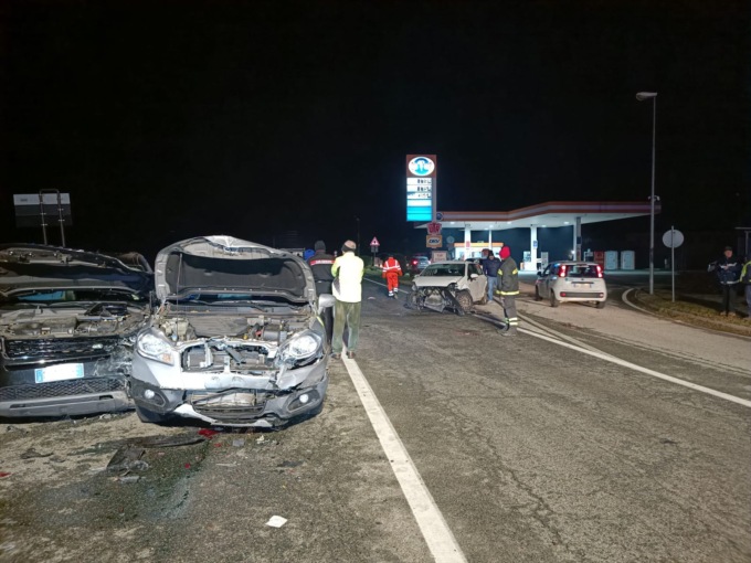 Maxi-incidente tra Ozegna e Castellamonte, 6 auto coinvolte