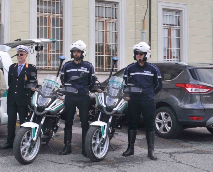 Guidava con la targa prova da oltre un mese: il giudice ha dato  ragione alla  Polizia Locale