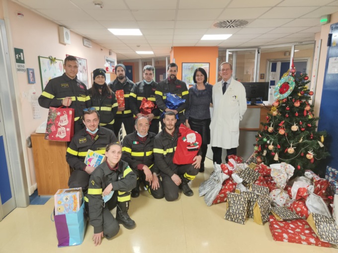 All’ospedale di Ciriè in occasione del Natale la visita degli angeli della Pediatria