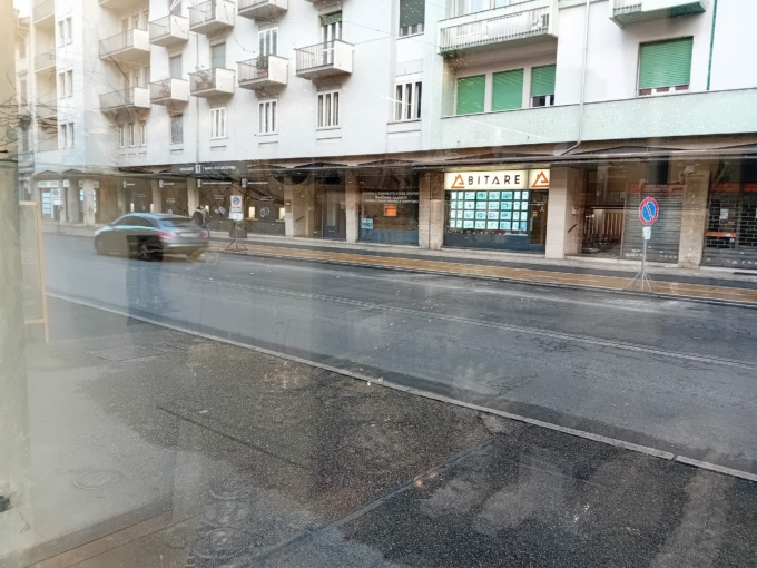 Via i parcheggi in corso Massimo D’Azeglio, è polemica a Ivrea