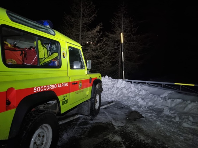 Tecnici della XII Canavesana intervenuti in supporto di due escursionisti francesi