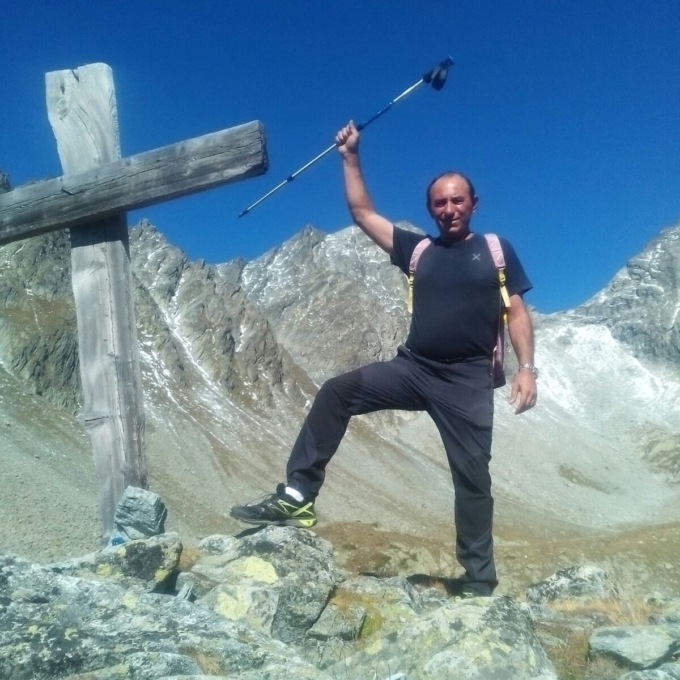 Lutto nell’Eporediese, Palazzo e Chiaverano piangono Erik Olivetto, trovato in casa senza vita