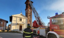 Vigili del fuoco di Mathi, oltre 200 interventi in un anno, tra cui la rimozione della croce sul campanile
