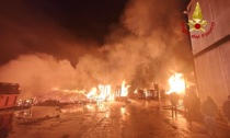 Borgaro: a fuoco lo stoccaggio di una fabbrica di pallets