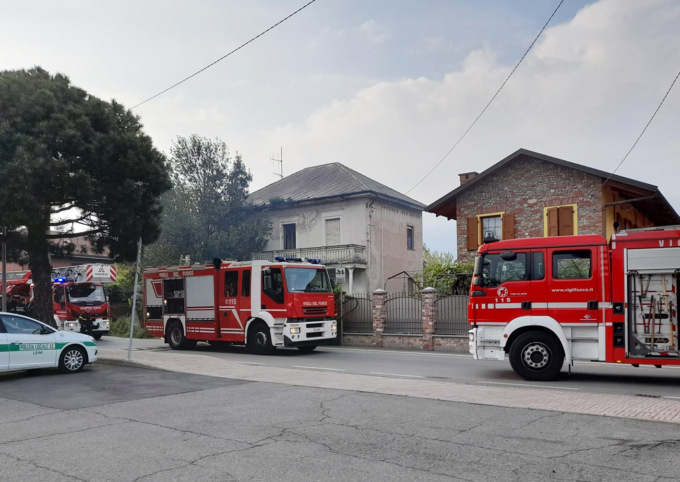 Diedero fuoco al giardino dell’ex villa: dopo un corso, «reinseriti» in società