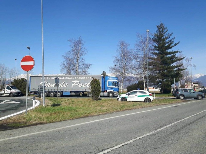 Stop ai mezzi pesanti dal casello di Albiano