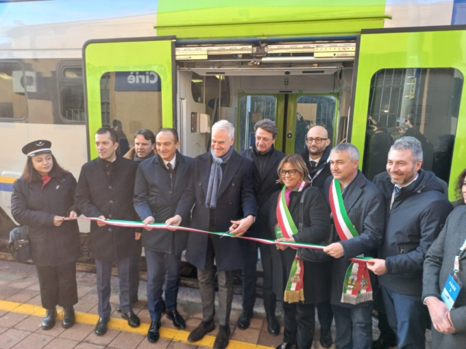 Treni in ritardo o soppressi, Uncem: “Rfi e Trenitalia intervengano”
