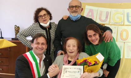 Festeggiati i cento anni di Gerardina Pignata a Volpiano