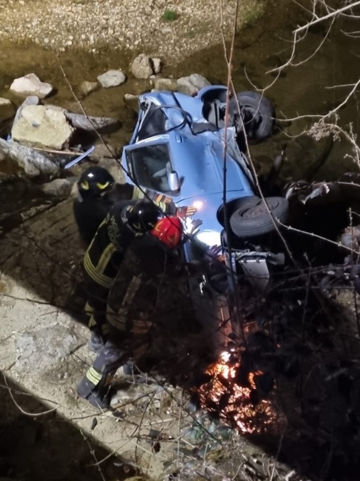 Precipita da un ponte a Lombardore: morto un automobilista