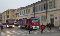 Allarme incendio alla primaria di Ciriè, alunni evacuati