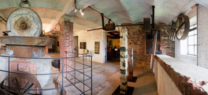 Al Centro Ceramico Museo Fornace Pagliero in mostra Carlos Carlè con Fuoco Materia Forma