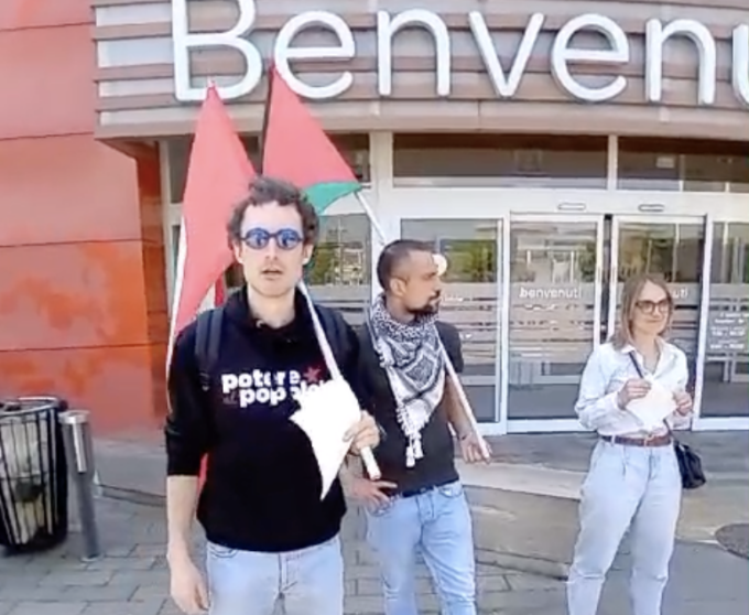 «Boicottiamo il Carrefour, complice e beneficiario della colonizzazione della Palestina», maniefestazione a Burolo