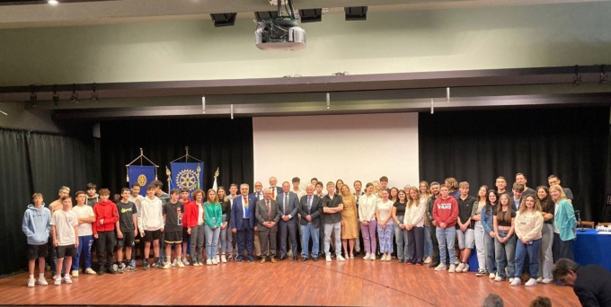 “Acqua bene prezioso”, premiati i ragazzi delle scuole partecipanti al concorso Rotary