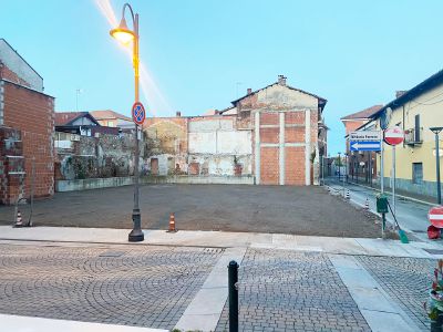 30 nuovi posti auto in piazza Vittorio a Leini