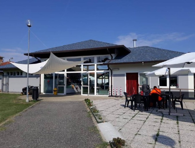 Per riaprire il punto ristoro del centro sportivo un ristorante con personale formato da giovani con disabilità