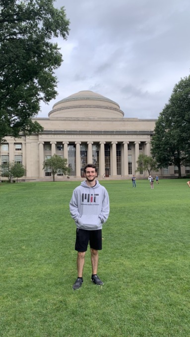 Un canavesano diviso tra il MIT in Massachusetts e un banco ad Harvard