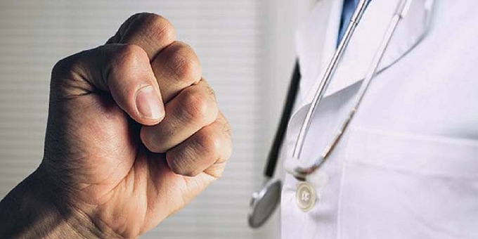 Aggressioni al personale sanitario, si cercano soluzioni ma il Nursind esprime perplessità