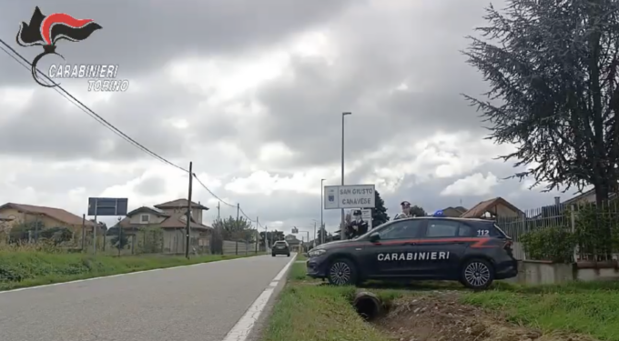 Si fingeva carabiniere per truffare gli anziani, arrestato 20enne a San Giusto