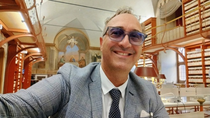 «Spitale non è un esempio di imparzialità e garanzia». Il consigliere De Stefano attacca il presidente del Consiglio comunale