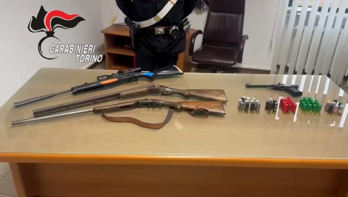 Fermato con armi illegali e munizioni: arrestato 46enne ciriacese