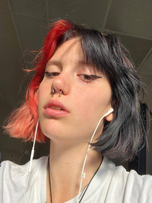 Scomparsa a 19 anni: appello del padre per ritrovare Erin Rosis | RITROVATA