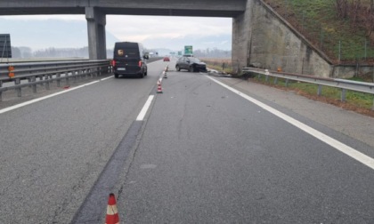 Incidente sull’A5 a Scarmagno: scontro tra due auto