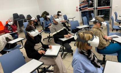 A lezione con i visori per la realtà virtuale