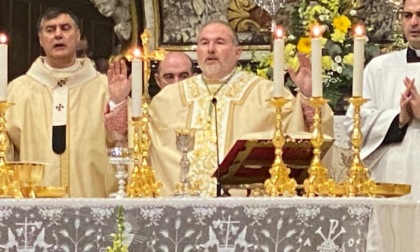 Duomo gremito per l'insediamento di Monsignor Daniele Salera