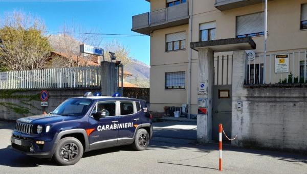 Stalker segue la ex fino alla caserma ma viene arrestato dai Carabinieri