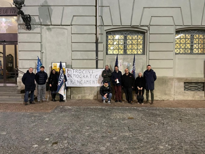 Patrocinio democratico? Francamente no!