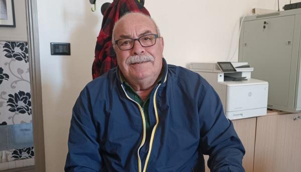 Nonno Carlo, la star dei balletti su TikTok è sempre più seguito