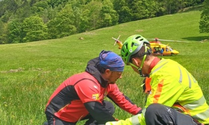Donna francese precipita con il parapendio, intervento del Soccorso Alpino