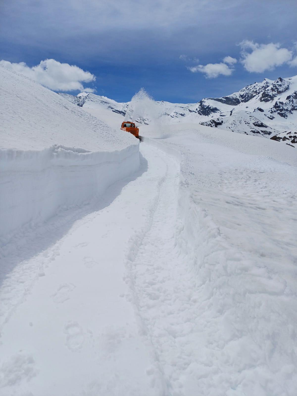 sgombero_neve_SP 50 Nivolet_28_05_2025_3