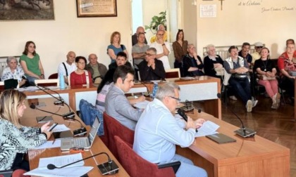 Il Consiglio comunale vota «no» alla cava Cogeis in mezzo alla case