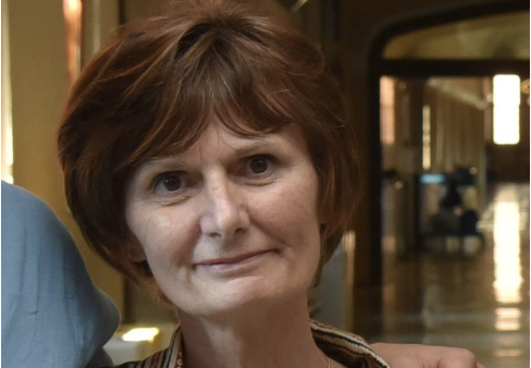 L’addio alla prof.  Cristina, per 33 anni insegnante d’inglese all’Albert di Lanzo