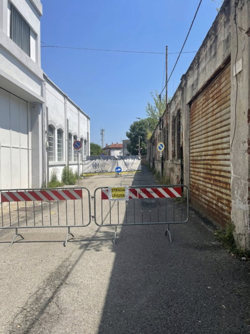 Cede la strada a Cuorgnè, via Trione chiusa sino a fine mese