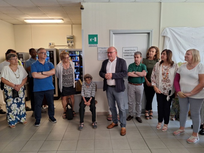  “Colorare l’Accoglienza”: operatori sanitari donano arte e umanità nei luoghi di cura di Chivasso