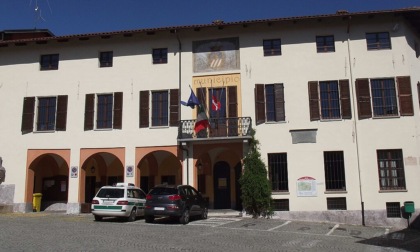 Minoranza "preoccupata per l'andamento politico-amministrativo del paese"