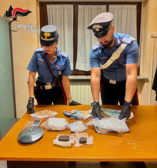 Coppia di Strambino nei guai: arrestato il marito per spaccio al Lago Sirio, denunciata la moglie