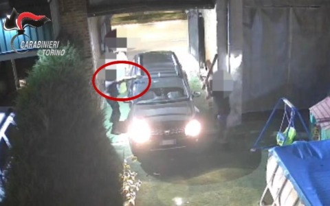 Sparatoria a Favria: ferito gravemente un uomo